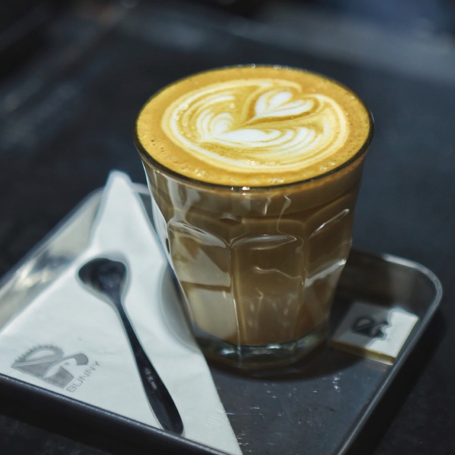 In logo miễn phí trên khăn giấy cho quán cafe